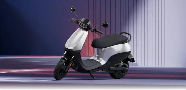EV scooters below ₹1 lakh in India for daily commuting